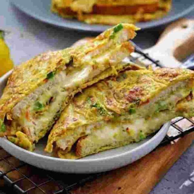 Chicken Bread Omelet