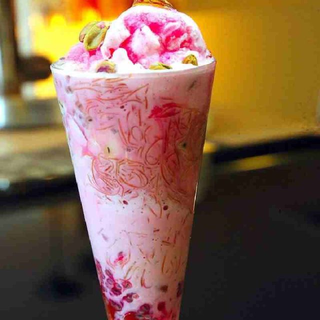 Strawberry Falooda