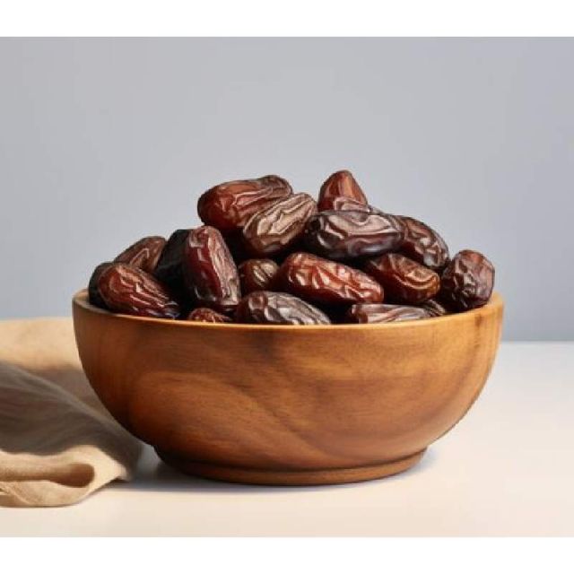 Lion Qyno Diseeded Dates - 250g